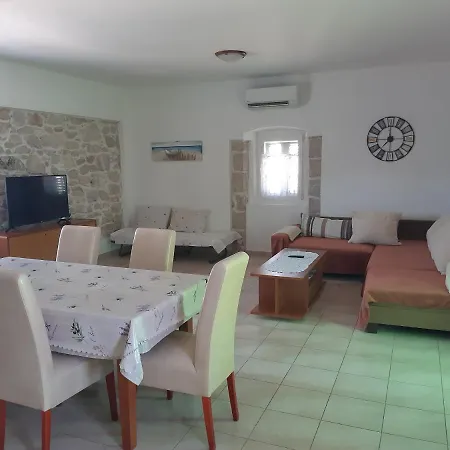 With A Parking Space 公寓 *